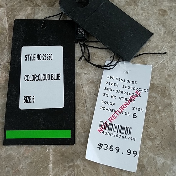 Beautiful blue beaded ball gown, size 6 - Picture 8 of 8